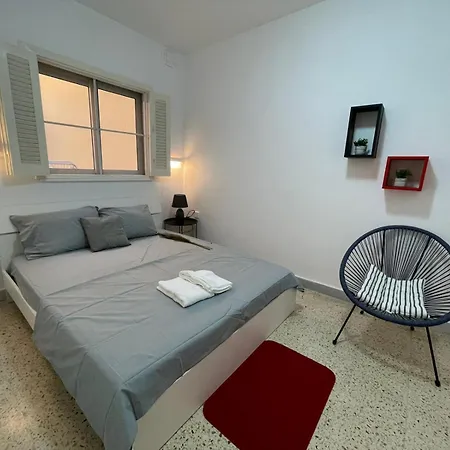 Lovely 3 Bedroom In The Heart Of St Julians Διαμέρισμα